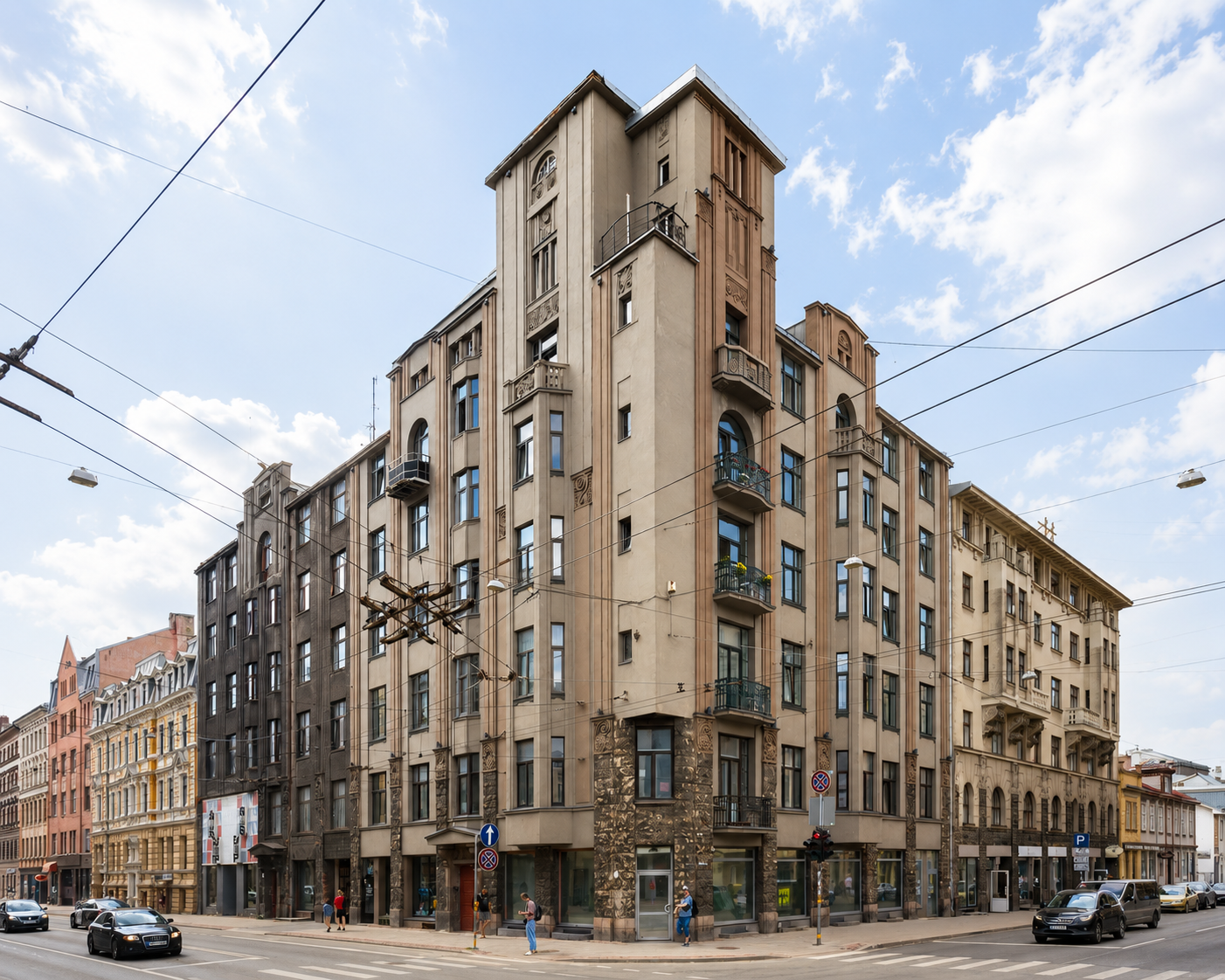 Дизайнерская квартира на улице Čaka 67/69